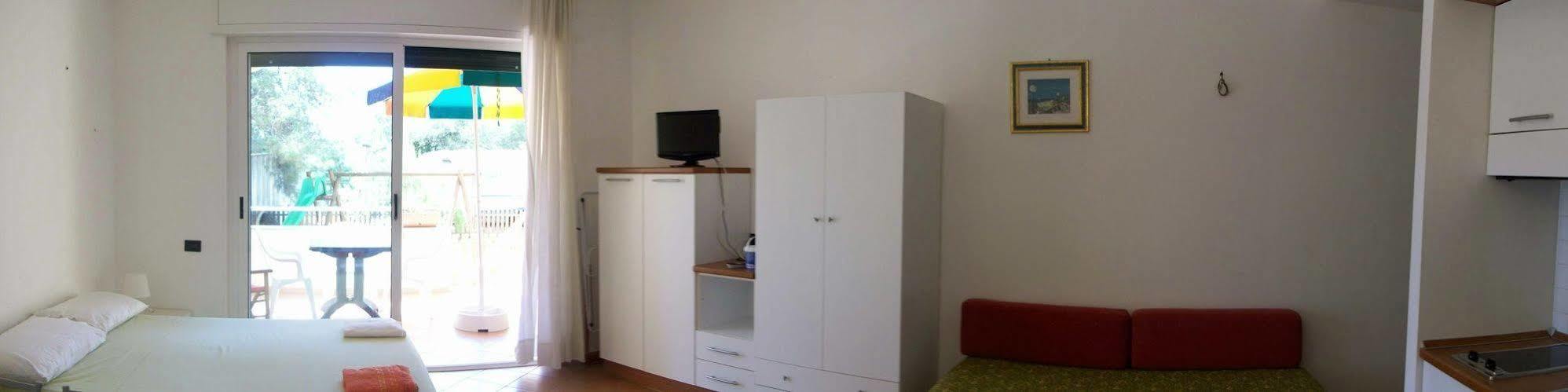 Jonio Vacanze Residence Кастеланета Марина Екстериор снимка